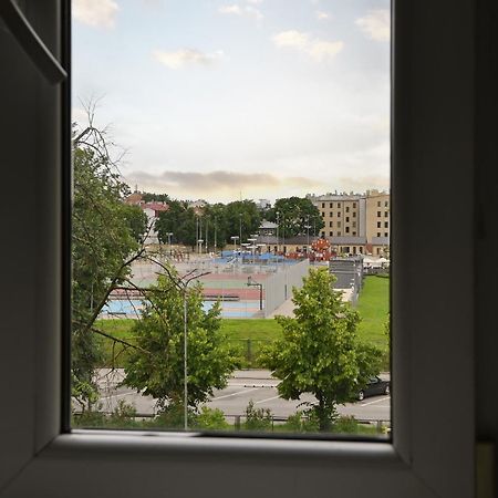 Nice & Cheap Apartment And Free Parking Riga Luaran gambar