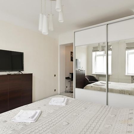Nice & Cheap Apartment And Free Parking Riga Luaran gambar