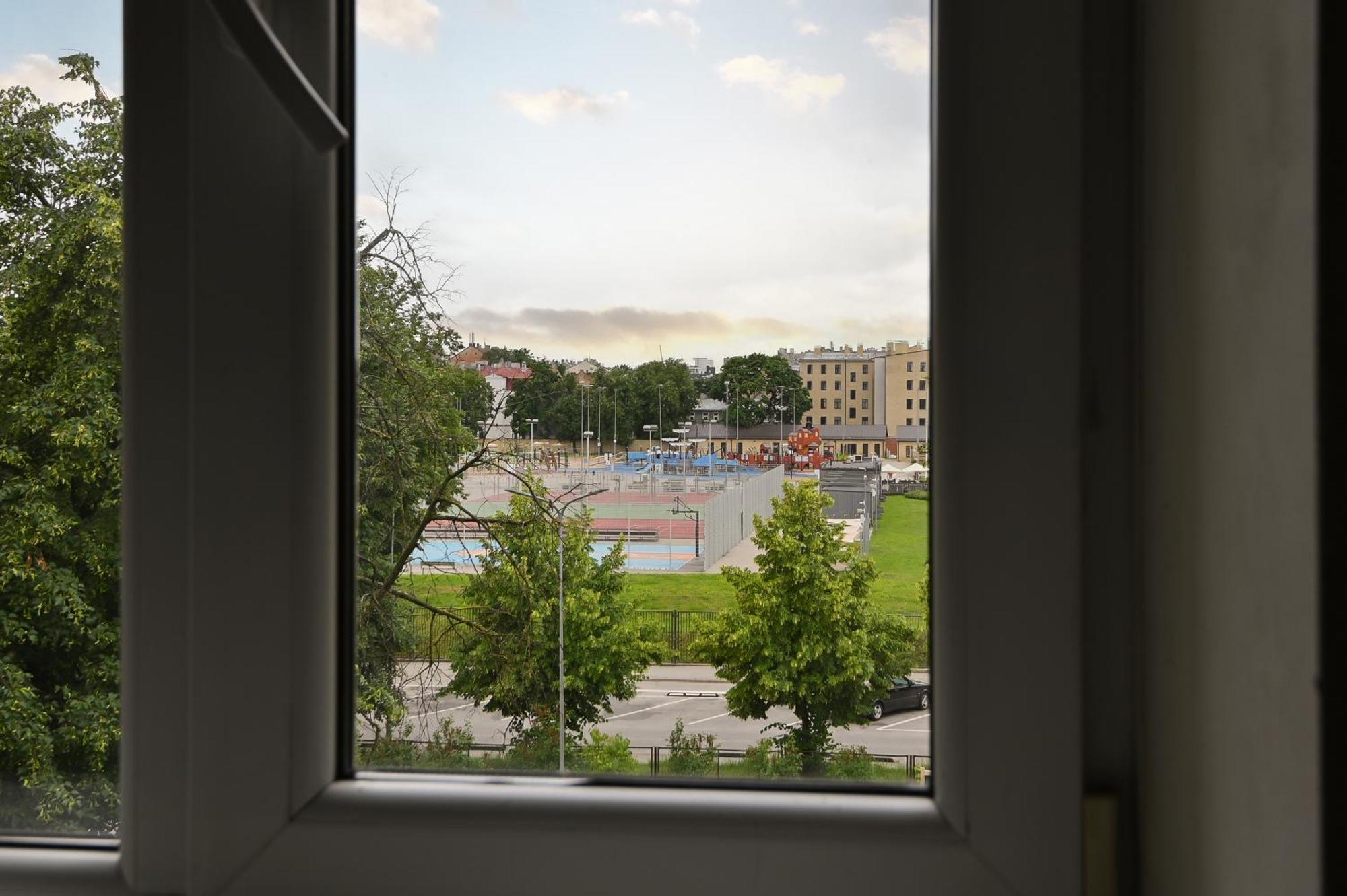 Nice & Cheap Apartment And Free Parking Riga Luaran gambar
